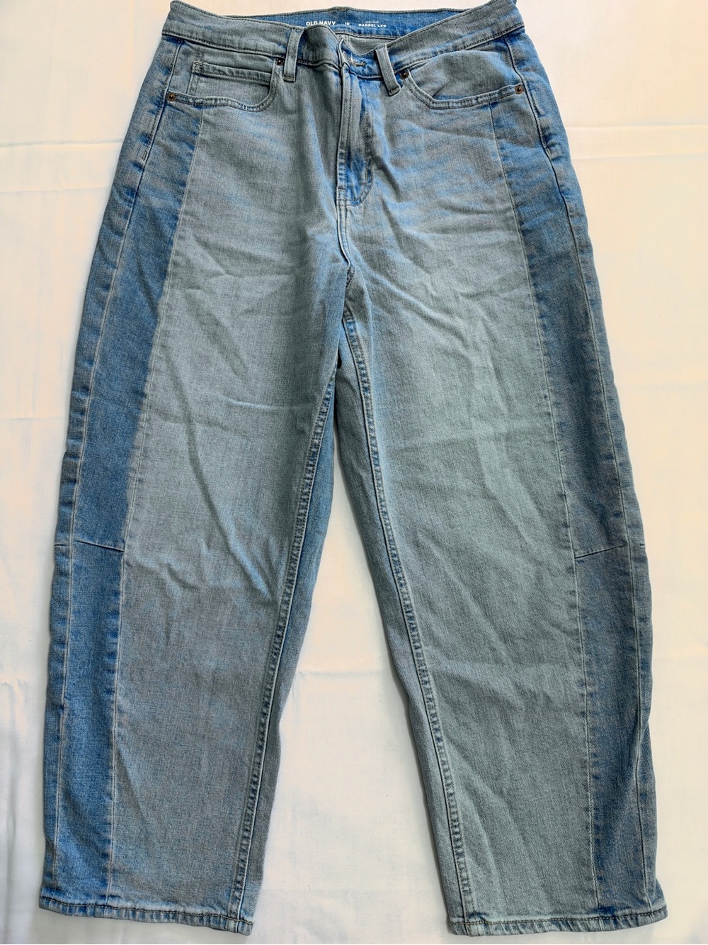 Old Navy High-Waisted Baggy Barrel Ankle Jeans Side Piecework Size 10 EUC
